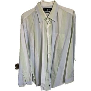 T. Harris London Gentleman’s Fit dress shirt, XXL.